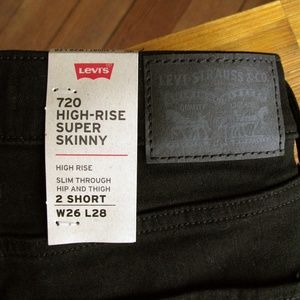 Levis 720 High-Rise Super Skinny